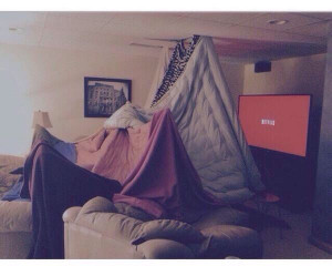 ... , Lol Meme, Mosquitoes Net, Texts Posts, Life Goals, Watches Netflix