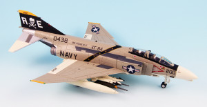 HM F-4B USN VF-84 Jolly Roger, USS Independence HA1968