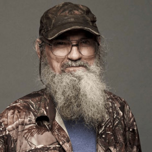 Duck Dynasty' Star Si Robertson: 'College Is Crap!'