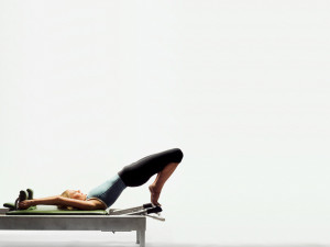 pilates_studio_bangkok_pilates_on_reformer.jpg