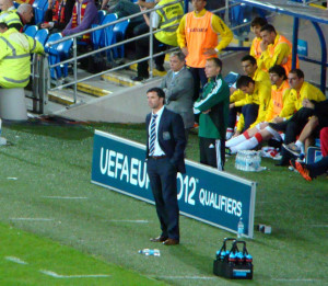 Gary_Speed_on_the_Sideline