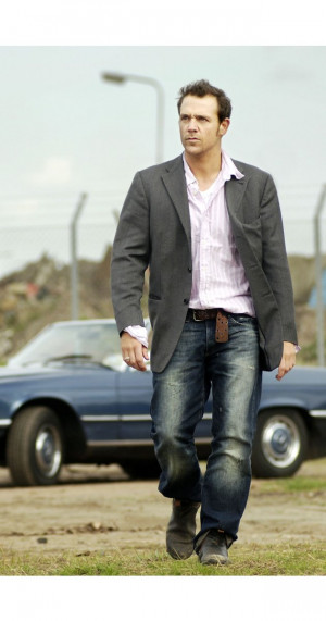 MV5BMjI1MjM0NjEwOF5BMl5BanBnXkFtZTcwNjc2MzQyMw@@._V1_SY1200_CR533,0 ...