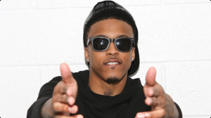 August Alsina Snaps, Abruptly Ends Concert Over Stolen Hat