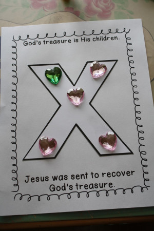 Introducing the Letters and Sounds of the Alphabet / God's Little ...