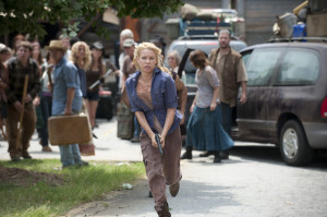 File:Laurie-holden-andrea-walking-dead-the-suicide-king-season-3-amc ...