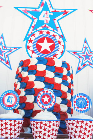 gwd_july_4th_party_2012_cupcakes_cake_v2_standard