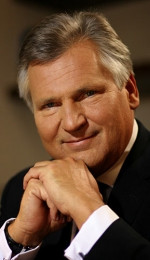 Aleksander Kwasniewski este fostul presedinte al Poloniei pentru doua