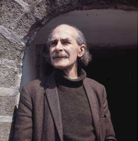 Elsewhere, Bolaño’s reference work engages in cover description and ...