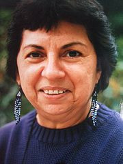 Gloria Evangelina Anzaldúa(1990)