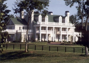Beautiful Estate Only Minutes From Nashville