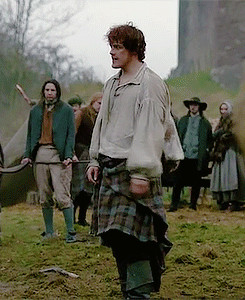 Outlander 1x04: Jamie after playing shinty.