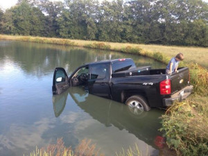 Luke Bryan Rolls Big Black Jacked Up Truck Into Pond