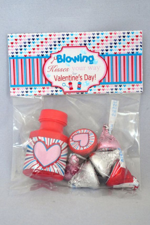 Blowing Kisses You're Way this Valentine's Day An amazingly adorable ...
