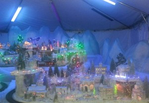 At the SUMMER SOLSTICE in June the earth is furthest from the sun, but ...