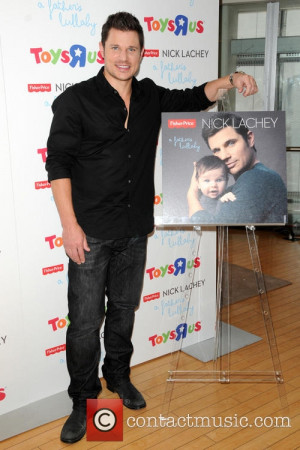 nick-lachey-nick-lachey-meets-fans-at_3716144.jpg