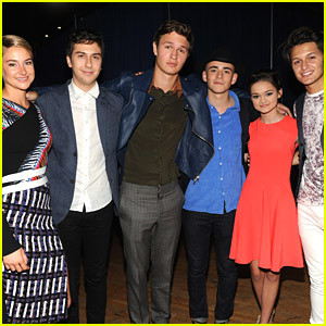 The 'Red Band Society' Meets 'Fault In Our Stars' Cast - See The Pics!