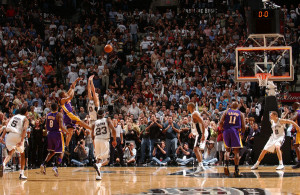 Lakerholicz Throwback Thursday: Fisher’s game winning shot with 0.4 ...
