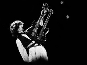 Description Jimmy Page - A.R.M.S. Concert, Oakland, Ca. 1983.jpg
