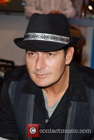 actor charlie sheen rankings about charlie biography photos fun across ...