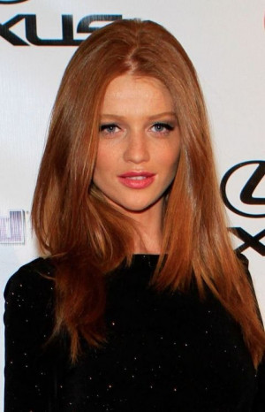 Cintia Dicker Hair