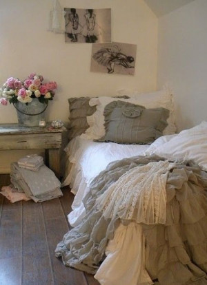 Would love to make a bedspread like this of pure white linens mixed ...
