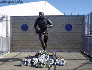 Statue of Dixie Dean outside Goodison Park, home of Everton Football ...