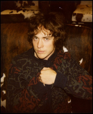 Andrew vanwyngarden, mgmt and beatiful pictures