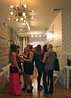 Displaying 20> Images For - Southern Girls With Guns...