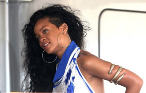 Rihanna Middle Finger Rihanna ends her whirlwind