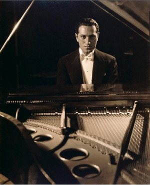 George GershwinPhotos, Musicians, Composing, George Gershwin, Gershwin ...