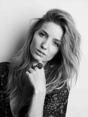 Annabelle Wallis - Marvel Movies Wiki - Wolverine, Iron Man 2, Thor