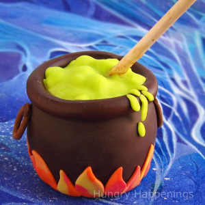 Caramel, Apples Cauldron, Halloween Recipe, Candies Apples, Halloween ...