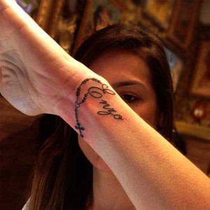 Tags: ankle tattoo , cross tattoos , new tattoo , tattos for women
