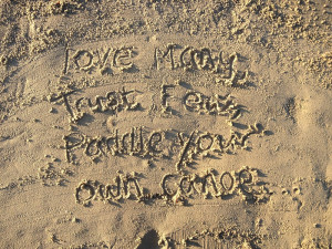 SkyZW › Portfolio › Sayings in the Sand - Love Many