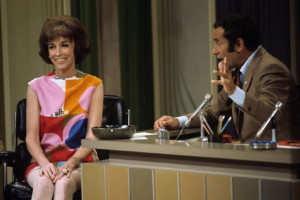 Joey Bishop and Helen Gurley Brown at event of The Joey Bishop Show