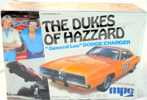 0002352_the-dukes-of-hazzard-general-lee-model-kit-125-scale-1979.jpeg