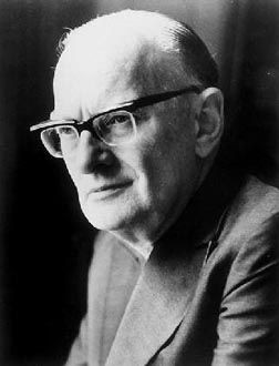 ... Arthur C. Clarke, 
