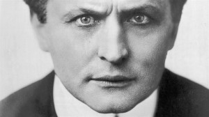 Harry Houdini - Straight Jacket Escapes (TV-14; 02:30) Get an inside ...