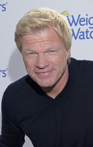 oliver kahn oliver kahn attends weight watchers photocall at floating