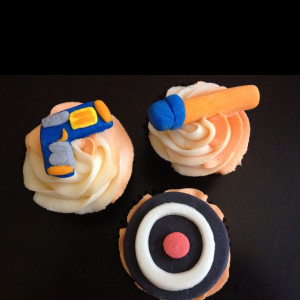 Nerf Gun Cupcake Cake