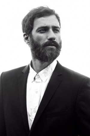 Tall, dark and handsome. Check out this man’s full beard #menshair # ...