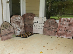 Halloween Tombstones HalloweenOnMyBrainAgain Pinterest