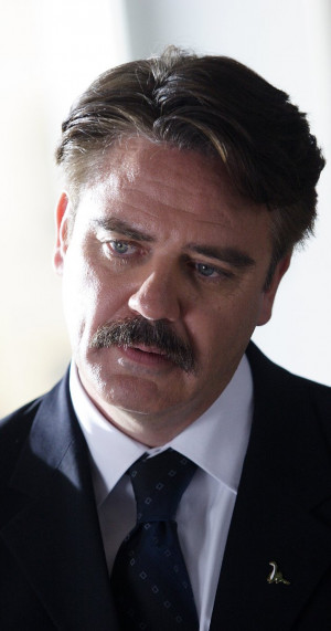 MV5BMTgxNjk1NjI1Nl5BMl5BanBnXkFtZTcwODkzMjMxNA@@._V1_SY1200_CR85,0,630 ...