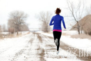 关键词 冬季 晨跑 跑步控 安全指南 适应能力