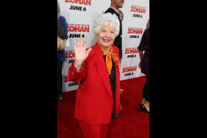 Charlotte_Rae Wallpaper