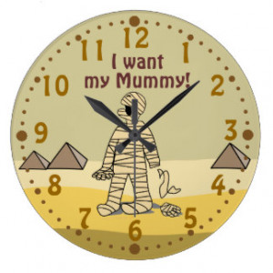 Want My Mummy Broken Hand Funny Halloween