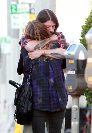grohl s intimate moment dave grohl is spotted in an intimate embrace ...
