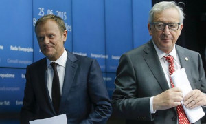 EU-Gipfelchef Donald Tusk und Kommissionspräsident Jean-Claude ...