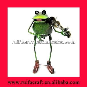 Related Pictures frog ornaments and bound with green satin ribbon the ...