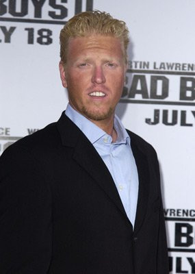 Jake Busey at event of Bad Boys II (2003)